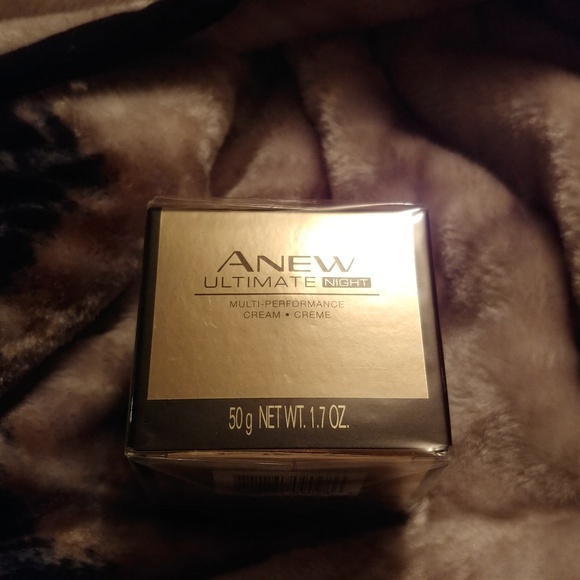 Avon - Picture 2 of 3